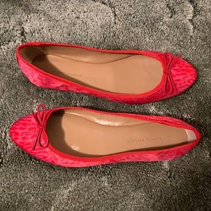 Banana Republic pink & red flats